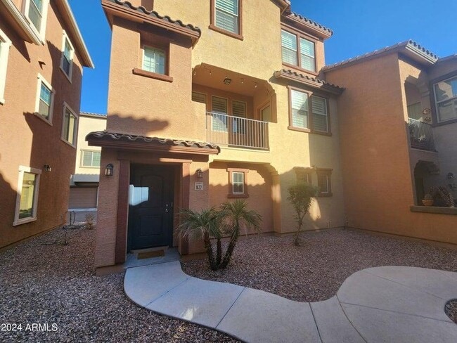 Building Photo - 1822 N 77th Glen