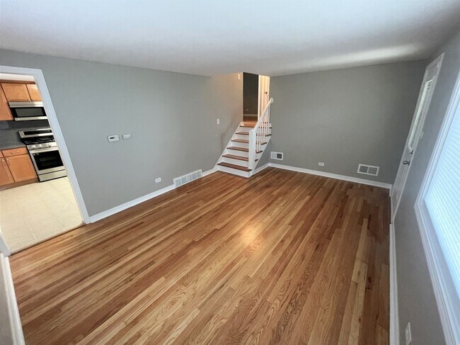 Photo - 9523 Monroe Ave