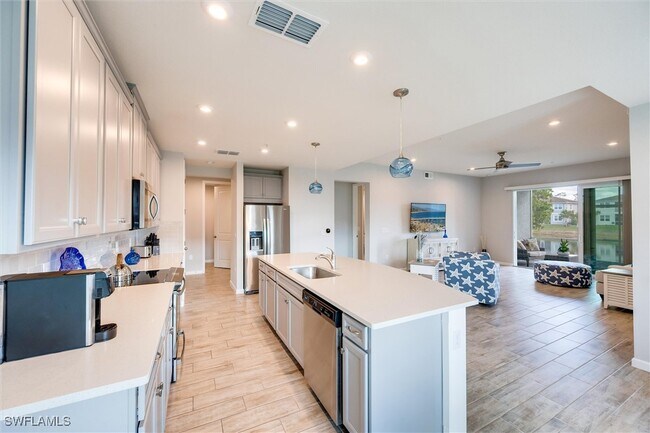 Photo - 4607 Arboretum Cir Unit 103