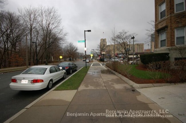 Photo - 235 Park Dr Unit 9