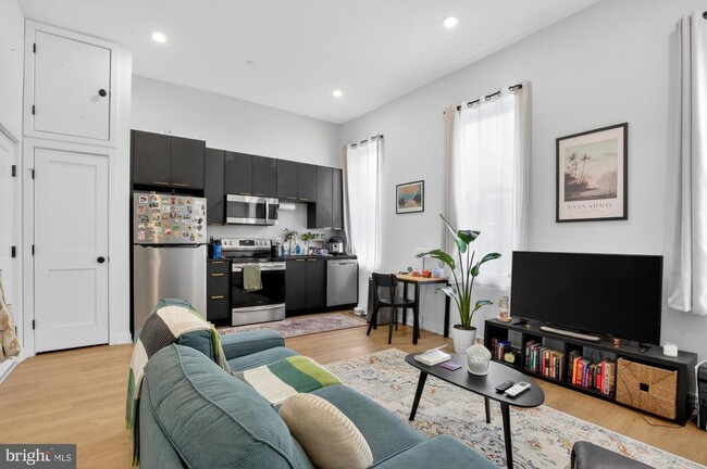 Photo - 1134 Pine St Unidad 3