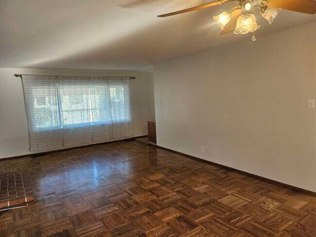 Photo - Millbrae Meadows 4 bed 3 bath available now