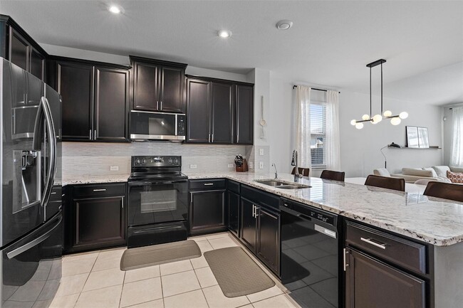 Photo - 137 Red Sun Dr