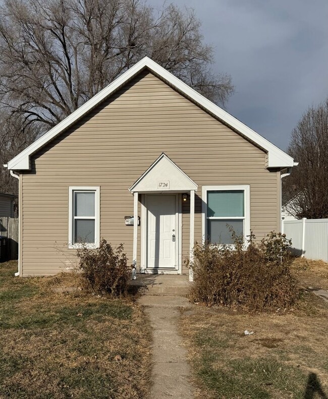Building Photo - 3 Bedroom Home with Basement & Yard