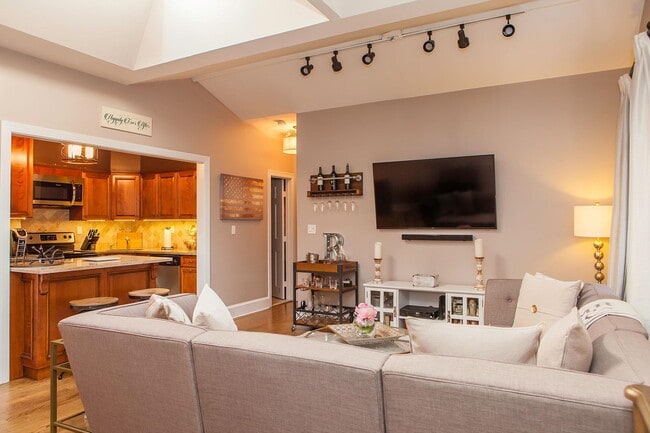 Photo - 309 1ST St Unit 3C