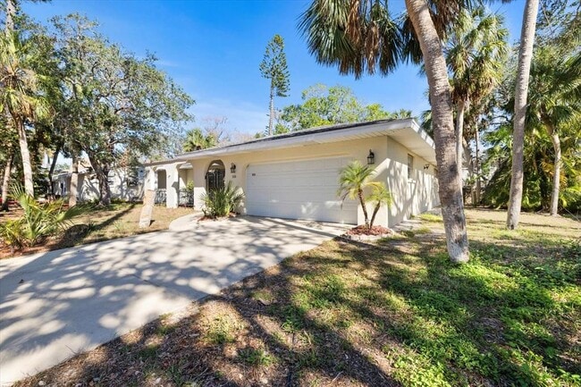 Building Photo - 5151 Oakmont Pl