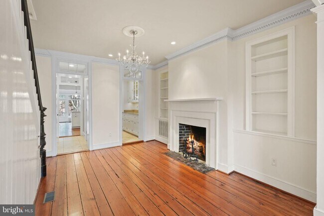 Photo - 513 S Fairfax St