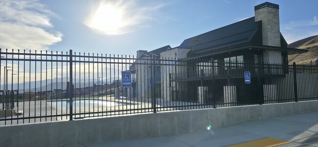 Photo - 4275 N 325 E