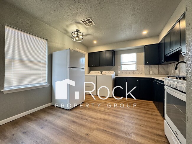 Photo - Updated 2 Bedroom Home in Midwest City's Original Mile!