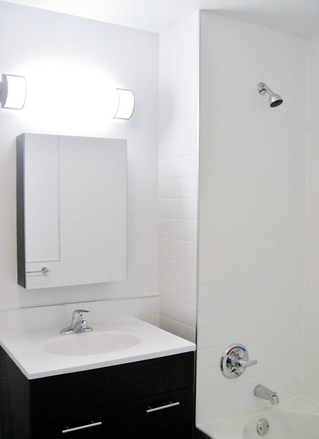 Photo - Elliott Chelsea