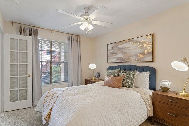 Photo - Culture, Dining & Parks Just Minutes Away! Unit GCW