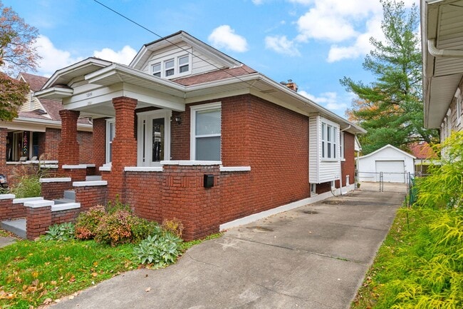 Photo - 1309 Lydia St