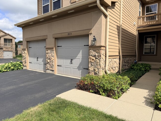 Photo - 1873 Crenshaw Cir