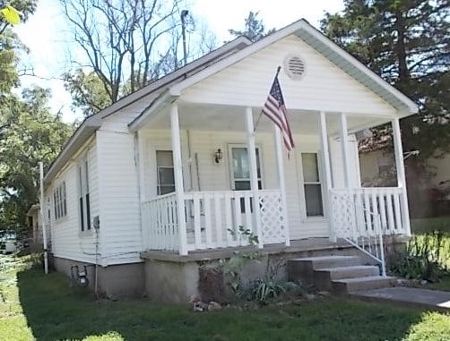 Building Photo - 804 Thurman St