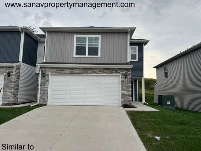 Building Photo - Townhome!! Near to I-80/35!! Private Backy...