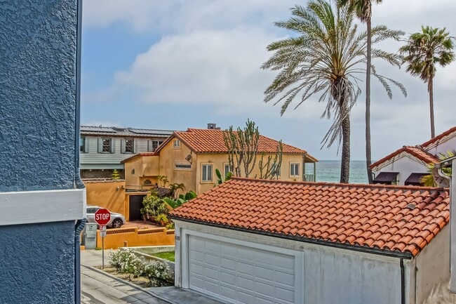 Photo - 1 HOUSE FROM BEACH! CHARMING, DETACHED UNIT W/ OCEAN VIEWS & 1-CAR GARAGE IN WALKSTREET TRIPLEX!