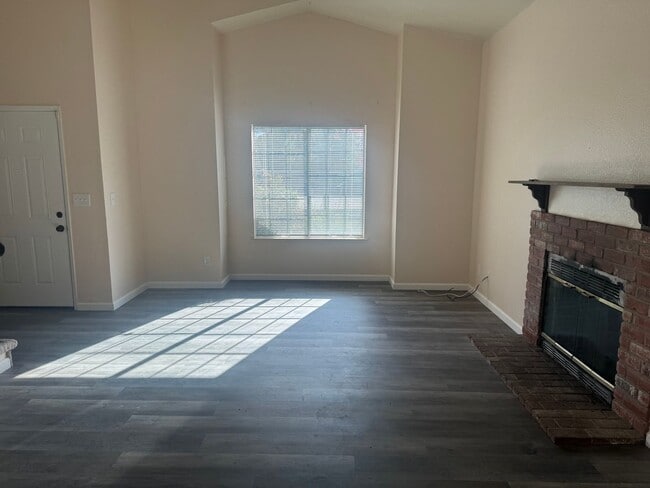 Photo - 191 Merlot Ct Unidad A