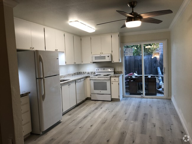 Building Photo - 375 N M St Unit 375 Rental