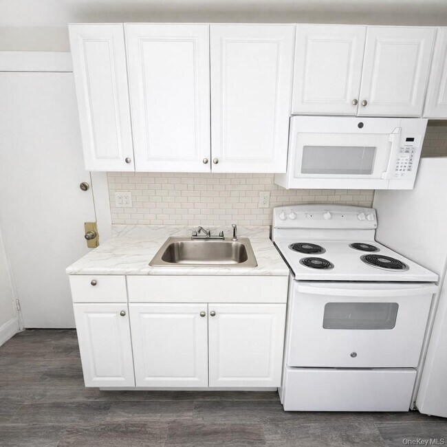 Photo - 167 Liberty St