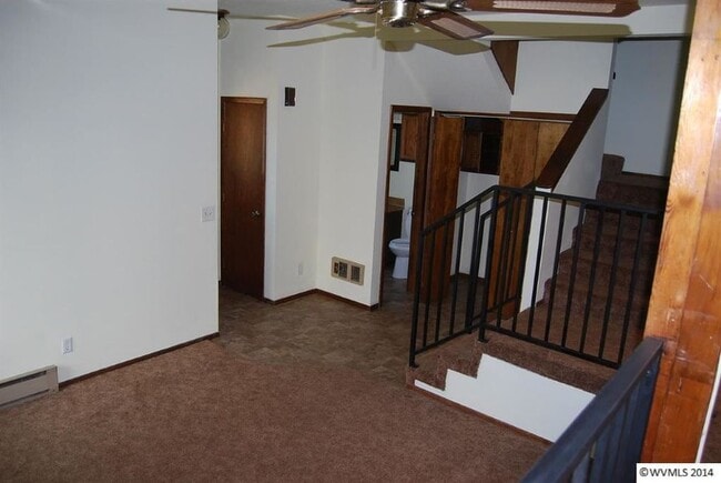 Photo - 6075 Fircrest St SE