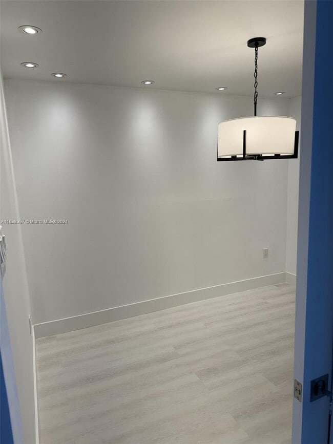 Photo - 18071 Biscayne Blvd Unit #1704