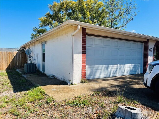 Photo - 7811 Embassy Blvd