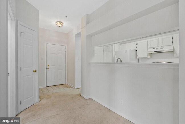 Photo - 46580 Drysdale Terrace Unit 301