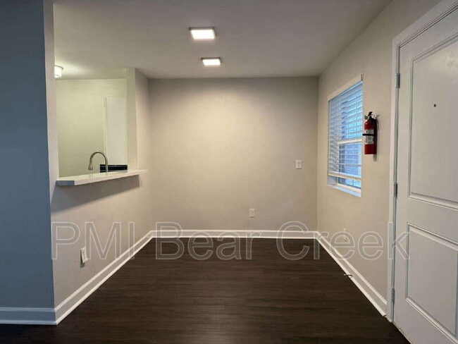 Photo - 1824 Thonig Rd Unidad 3