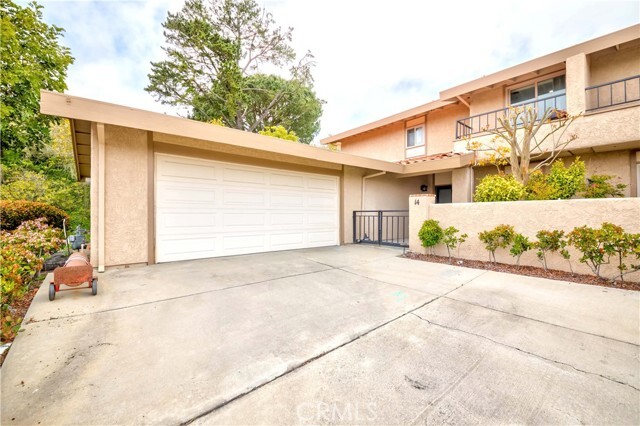 Photo - 14 Peartree Ln Townhome