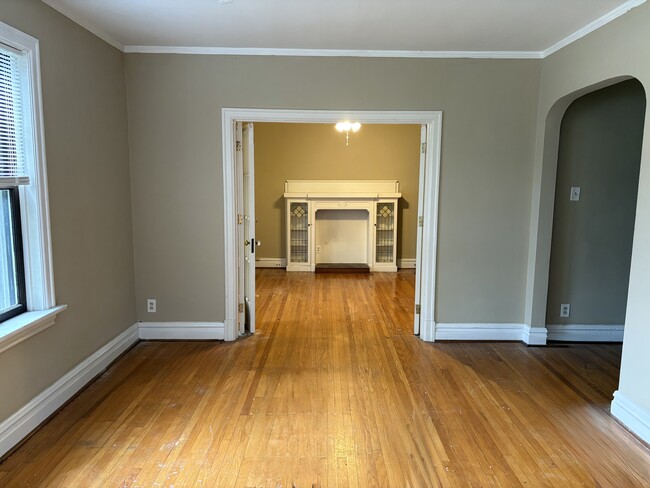Living room into bedroom - 7327 Pershing Ave