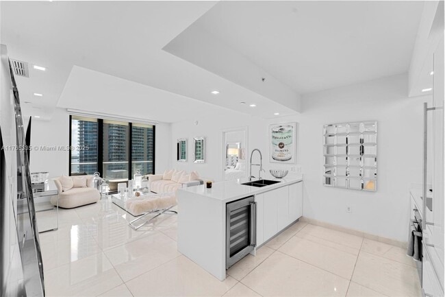Photo - 1010 Brickell Ave Condo Unit 3003