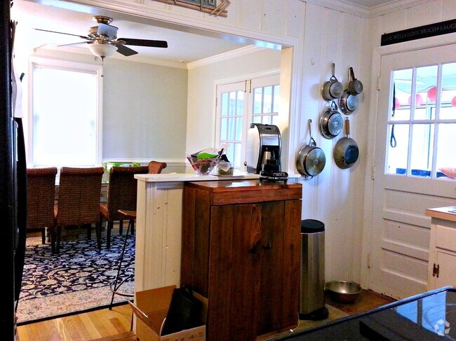 Building Photo - 3 BR / 2 BA Outdoor lovers dream! Near For... Rental