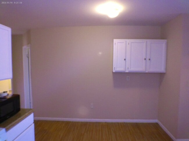 Photo - 13 Armstrong Pl Unit 2