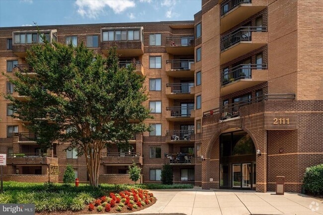 Building Photo - 2111 Wisconsin Ave NW Unit 722 Rental