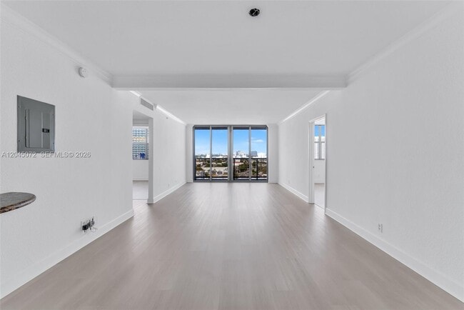 Photo - 401 69th St Unidad 1201