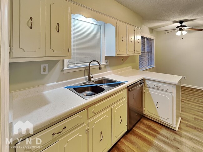 Photo - 3655 Old Brownsville Rd