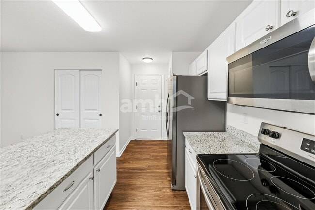 279 Rolling Acre Dr