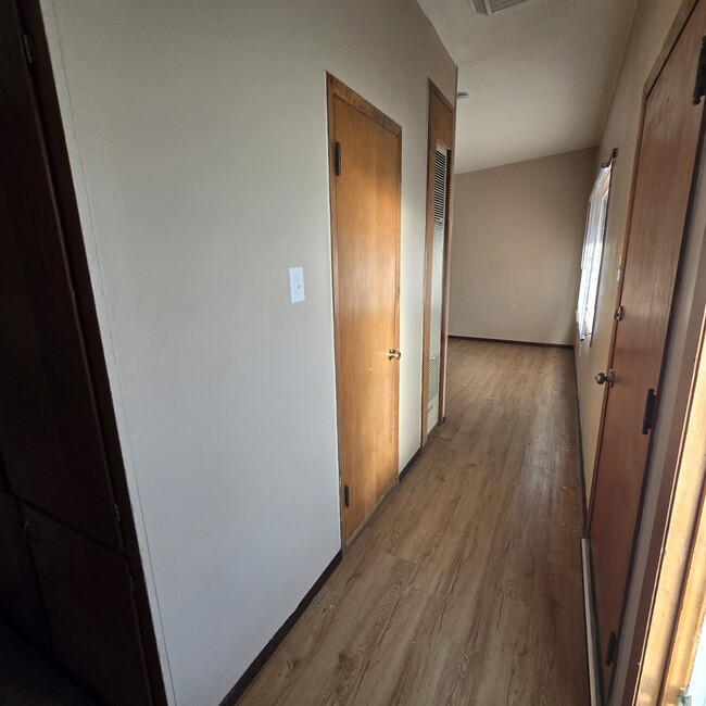 Photo - 903 W Alameda St