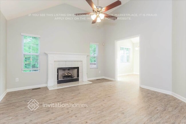1722 Graywood Dr SE