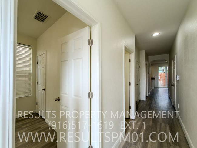 Photo - 3 Bedroom 2 bath Home in Natomas
