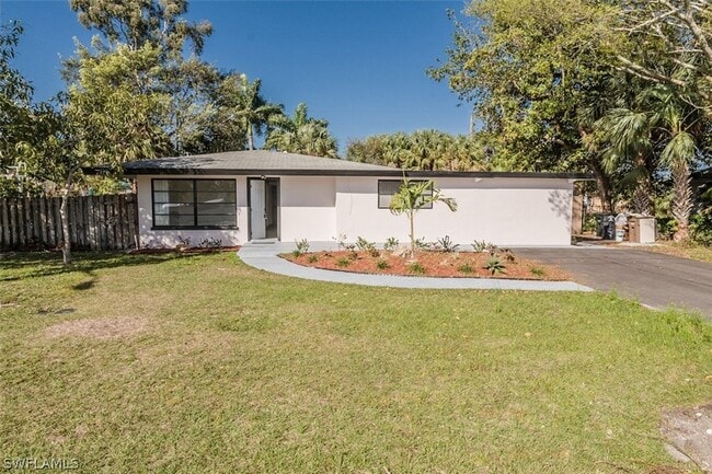 Photo - 4330 Deleon St
