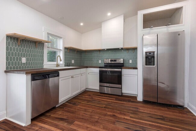 Photo - 915 S Shelby St