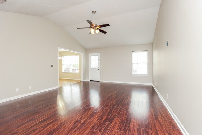 Photo - 1738 Cason Trail