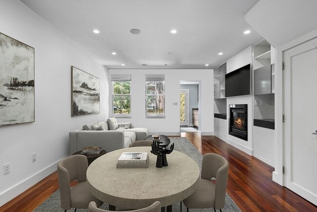 Photo - 32 Clarendon St