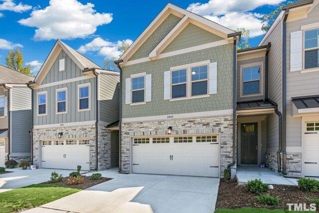 Photo - 2045 Maggie Vly Dr