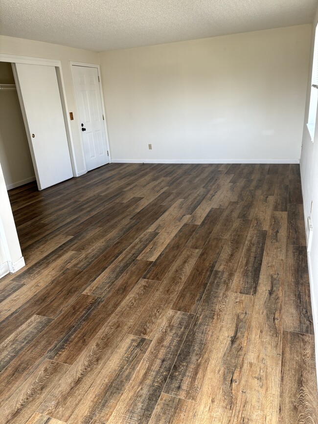 Photo - 246 NE 3rd St