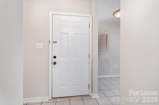 Photo - 8005 Horse Chestnut Ln