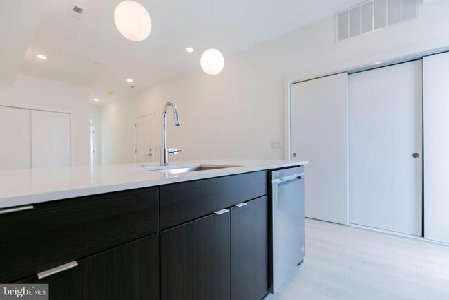 Photo - 1242 LeCount St Unit B