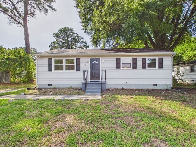 Building Photo - 1124 Hollister Ave