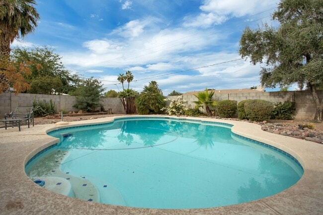 Photo - Modern Home with Pool in the Best ASU neighborhood
